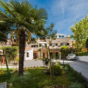 apartments-rina.in-istria.net/